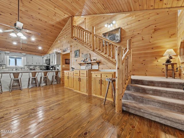 714 Shell Mountain Road, Sevierville, TN 37876