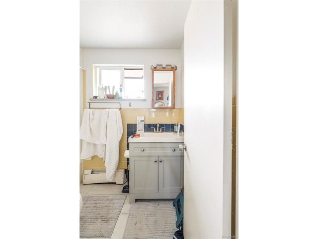 903 Wolff St, Denver, CO 80204