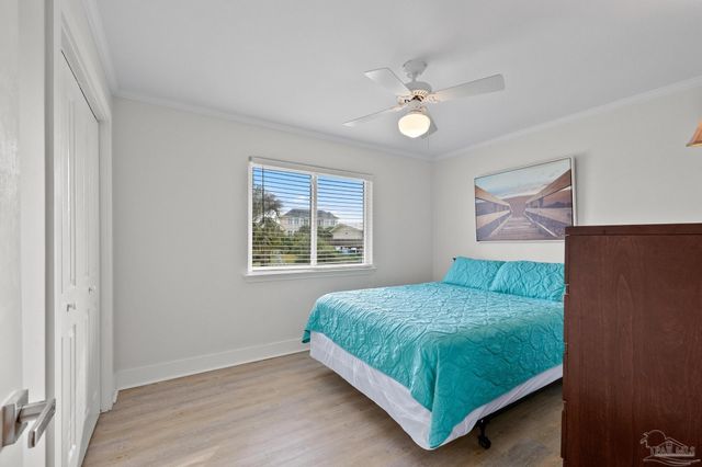 1409 Maldonado Dr, Pensacola Beach, FL 32561