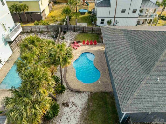 1409 Maldonado Dr, Pensacola Beach, FL 32561