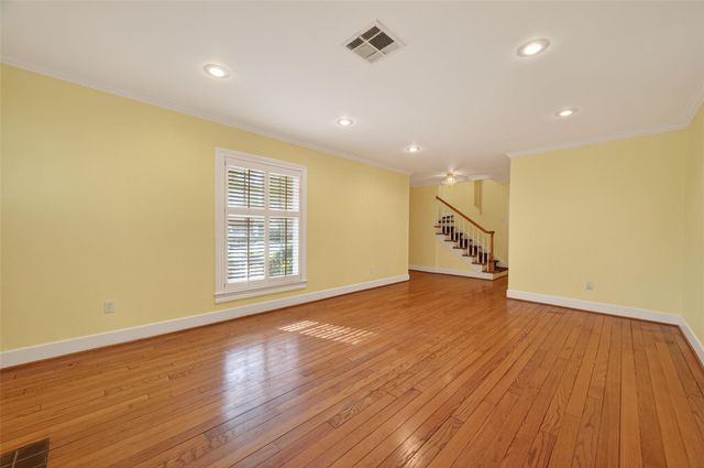 1601 Elmen Street, Houston, TX 77019