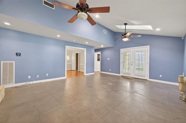 1601 Elmen Street, Houston, TX 77019