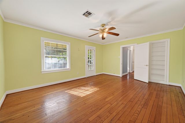 1601 Elmen Street, Houston, TX 77019
