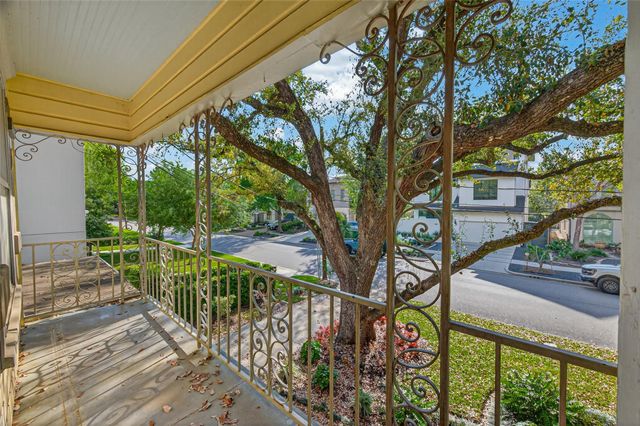 1601 Elmen Street, Houston, TX 77019