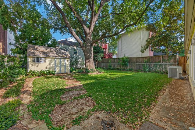 1601 Elmen Street, Houston, TX 77019