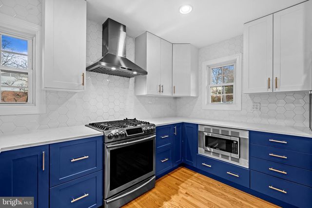 4301 BRAEBURN DR, Fairfax, VA 22032