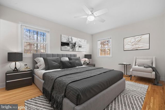 4301 BRAEBURN DR, Fairfax, VA 22032