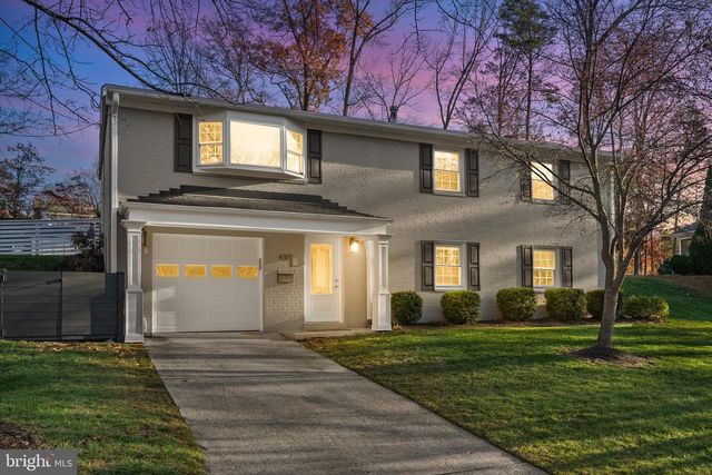 4301 BRAEBURN DR, Fairfax, VA 22032