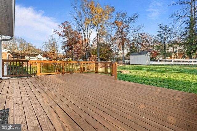 4301 BRAEBURN DR, Fairfax, VA 22032