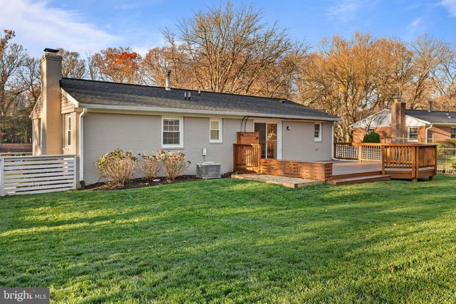 4301 BRAEBURN DR, Fairfax, VA 22032