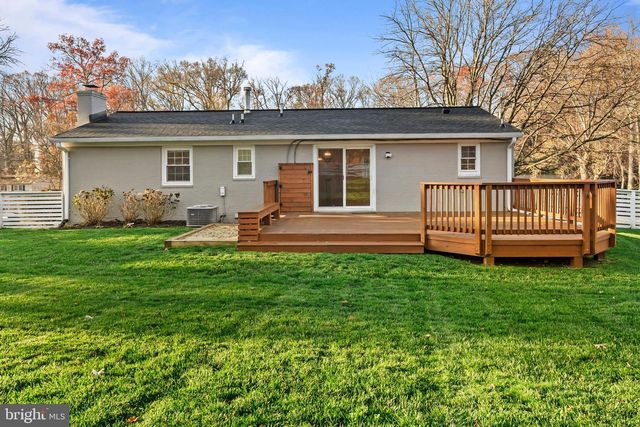 4301 BRAEBURN DR, Fairfax, VA 22032