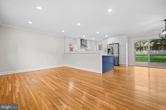 4301 BRAEBURN DR, Fairfax, VA 22032