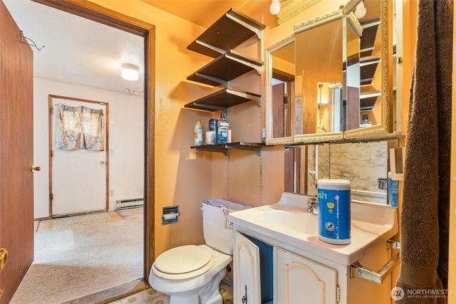1613 24th Avenue, Seattle, WA 98122