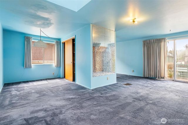 1613 24th Avenue, Seattle, WA 98122