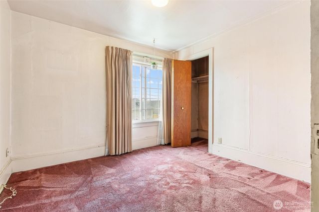 1613 24th Avenue, Seattle, WA 98122