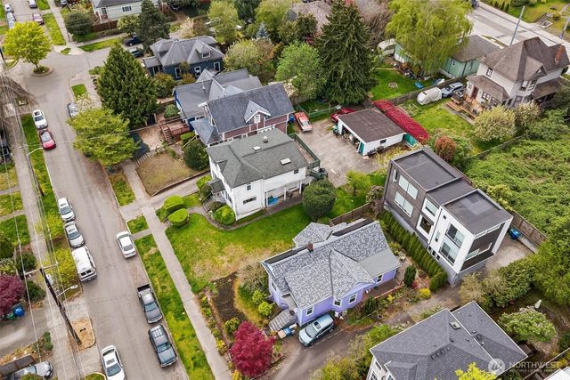 1613 24th Avenue, Seattle, WA 98122