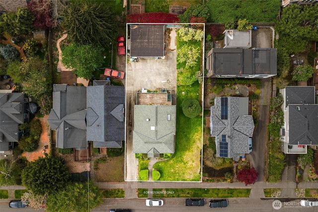 1613 24th Avenue, Seattle, WA 98122