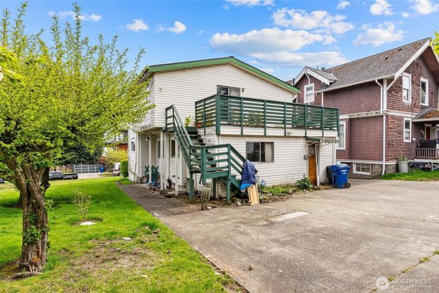 1613 24th Avenue, Seattle, WA 98122