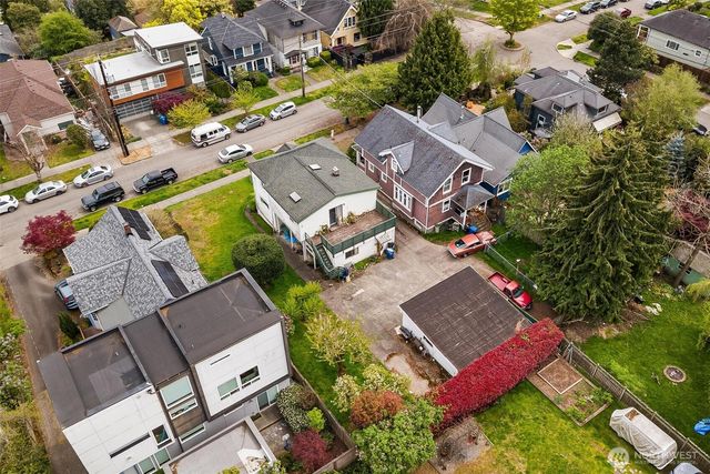 1613 24th Avenue, Seattle, WA 98122