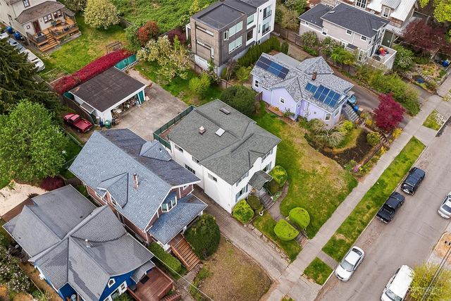 1613 24th Avenue, Seattle, WA 98122