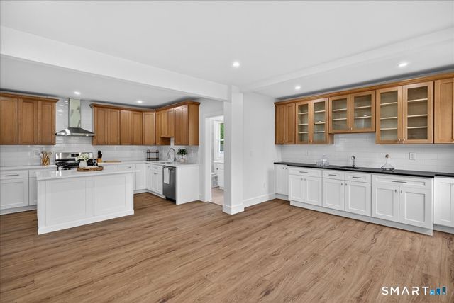 59 Southmayd Road, Waterbury, CT 06705