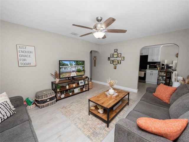 219 ARIANA STREET A, Lakeland, FL 33803