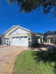 5329 Surrey Lane, Sebring, FL 33875