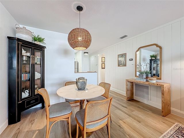 1100 DELANEY AVENUE F106, Orlando, FL 32806