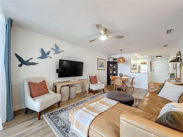 1100 DELANEY AVENUE F106, Orlando, FL 32806