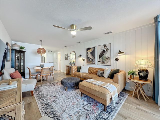 1100 DELANEY AVENUE F106, Orlando, FL 32806