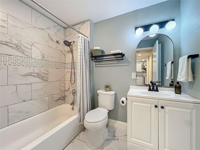 1100 DELANEY AVENUE F106, Orlando, FL 32806