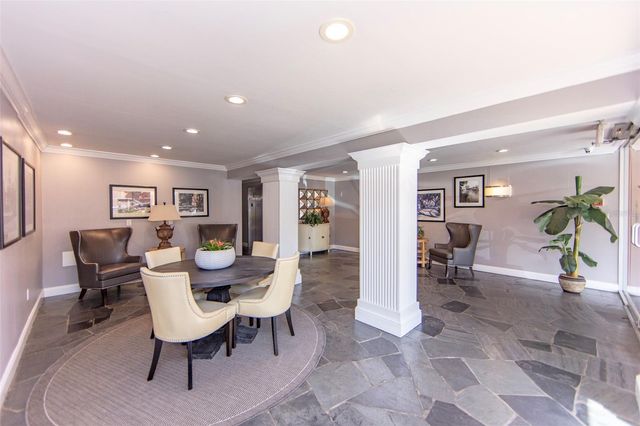 1100 DELANEY AVENUE F106, Orlando, FL 32806