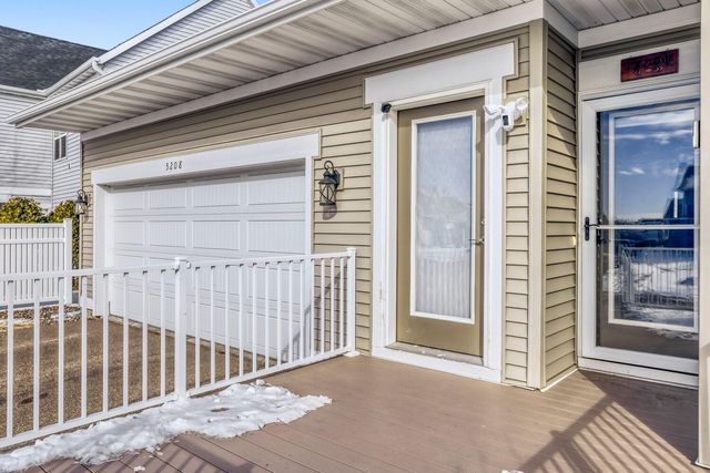 5208 95th Lane N, Brooklyn Park, MN 55443