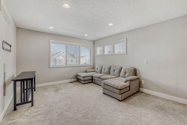 5208 95th Lane N, Brooklyn Park, MN 55443