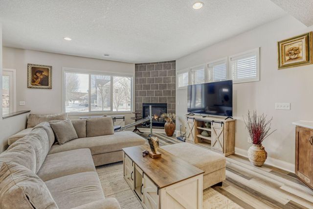 5208 95th Lane N, Brooklyn Park, MN 55443