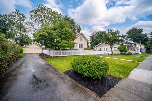 12 Beechwood Terrace, Poughkeepsie, NY 12601