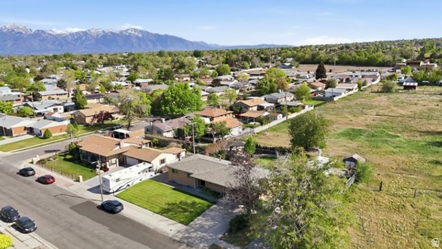 5533 W JANETTE AVE, West Valley City, UT 84120