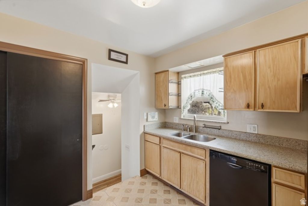 Image 12 of property listing at 5533 W JANETTE AVE, West Valley City, UT 84120