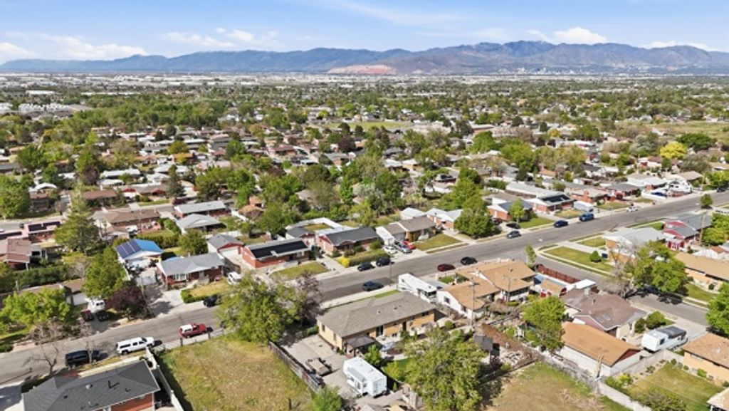 Image 47 of property listing at 5533 W JANETTE AVE, West Valley City, UT 84120