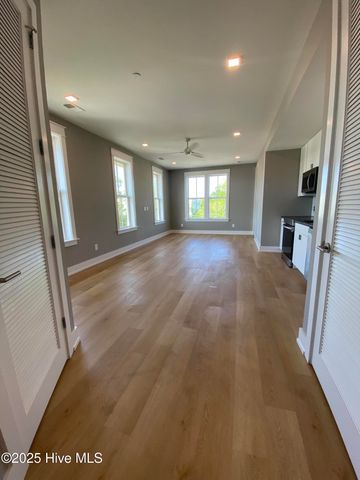 1704 Church Street 209, Wilmington, NC 28403