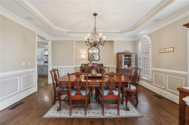 654 Windsor Parkway, Sandy Springs, GA 30342