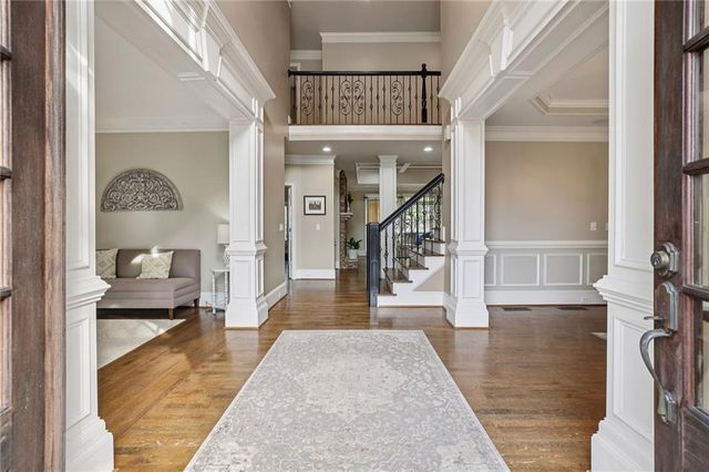 654 Windsor Parkway, Sandy Springs, GA 30342