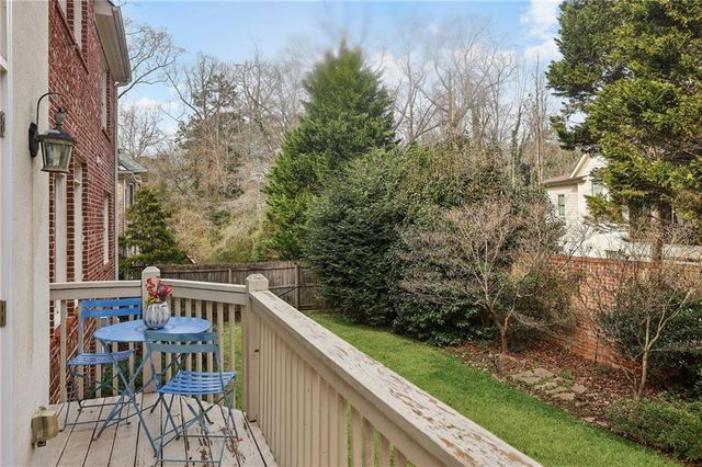 654 Windsor Parkway, Sandy Springs, GA 30342