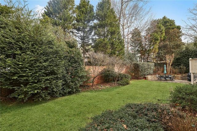 654 Windsor Parkway, Sandy Springs, GA 30342