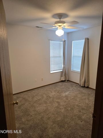 3524 Bayberry Place, Oregon, OH 43616