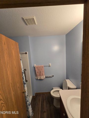 3524 Bayberry Place, Oregon, OH 43616
