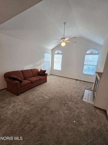 3524 Bayberry Place, Oregon, OH 43616