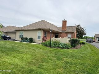 3524 Bayberry Place, Oregon, OH 43616