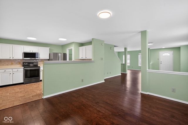 12192 Maize Drive, Noblesville, IN 46060