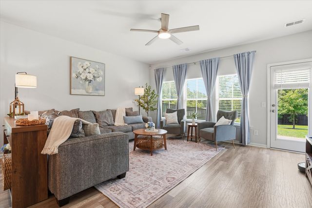96 Red Bluff Street, Summerville, SC 29483